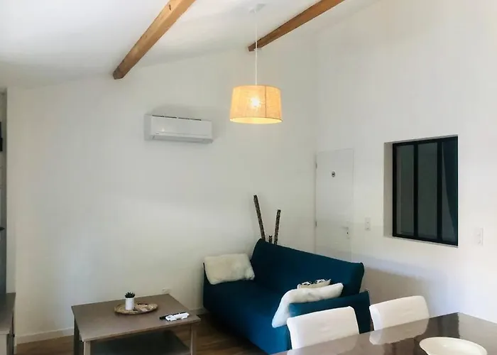 Du Centre- Maison Avec Exterieur En Centre